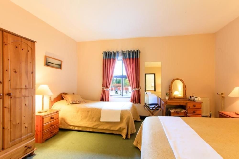 The Yeats County Inn Hotel Tubbercurry Esterno foto